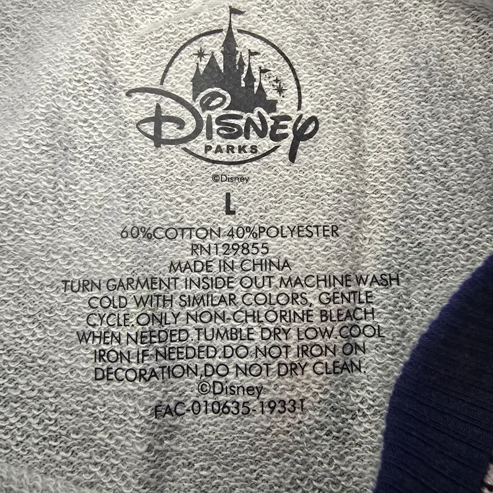NWT Disney Parks Mickey Donald Pluto Goofy Size Youth Large Crewneck Sweater
